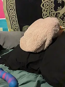 Snapshot of Harleesinn chatting on November 17, 2025, 4:51 am Harleesinn online show from November 17, 2025, 4:51 am