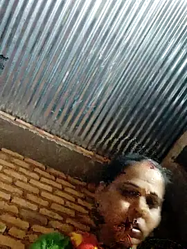 Pooja750 online show from March 12, 2026, 6:14 pm