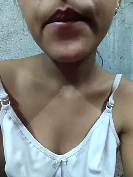 Snapshot of seemujaan chatting on January 13, 2026, 3:50 pm seemujaan online show from January 13, 2026, 3:50 pm