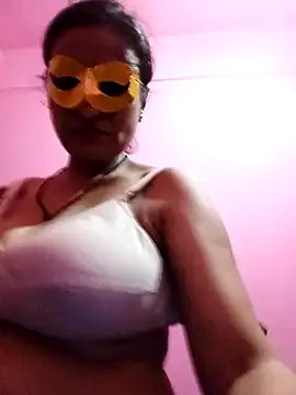 Gullapi online show from April 10, 2026, 8:52 am