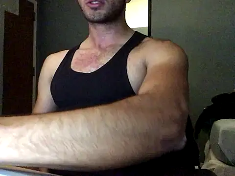 Snapshot of PastyGlance chatting on October 18, 2025, 9:15 pm PastyGlance online show from October 18, 2025, 9:15 pm