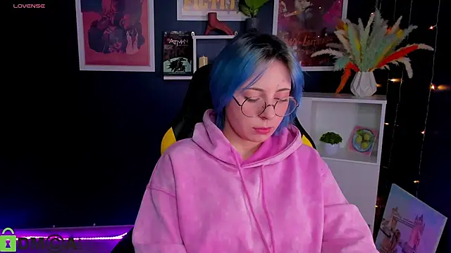 Penny Stanley online show from November 19, 2025, 2:00 am