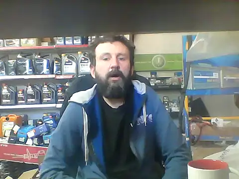 Snapshot of vihand22 chatting on September 11, 2025, 9:20 am vihand22 online show from September 11, 2025, 9:20 am