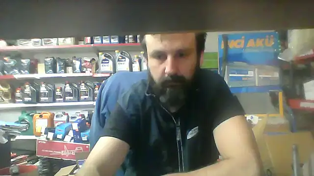 Snapshot of vihand22 chatting on September 19, 2025, 8:38 am vihand22 online show from September 19, 2025, 8:38 am