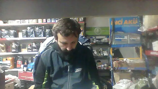 Snapshot of vihand22 chatting on October 1, 2025, 7:03 am vihand22 online show from October 1, 2025, 7:03 am