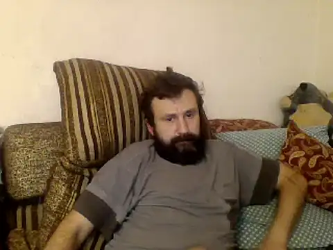Snapshot of vihand22 chatting on October 9, 2025, 2:15 pm vihand22 online show from October 9, 2025, 2:15 pm