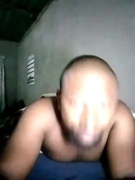 Snapshot of Welhaven30 chatting on December 18, 2025, 2:28 am Welhaven30 online show from December 18, 2025, 2:28 am