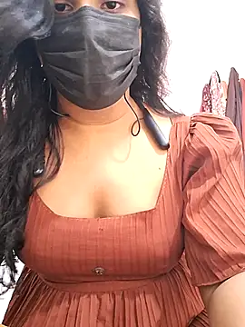 BeautyGirl sara online show from October 28, 2025, 7:12 am