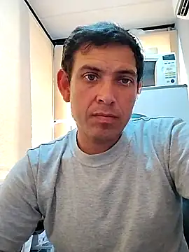 Snapshot of Az-09Ga chatting on February 24, 2026, 3:32 pm Az-09Ga online show from February 24, 2026, 3:32 pm