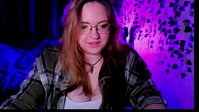 Snapshot of ZayaRush chatting on October 24, 2025, 10:00 am ZayaRush online show from October 24, 2025, 10:00 am