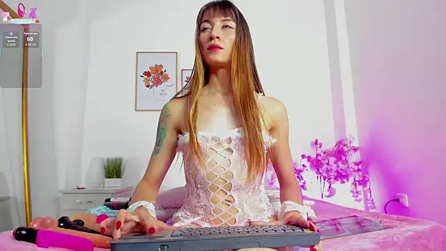 hellzel moon online show from November 20, 2025, 7:13 pm