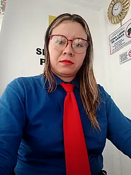 Hannah-colx online show from November 26, 2025, 2:07 pm