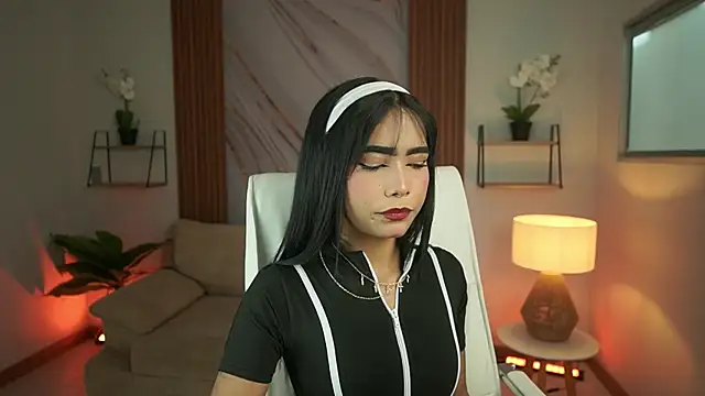 Snapshot of GiaNovak chatting on January 13, 2026, 7:19 pm GiaNovak online show from January 13, 2026, 7:19 pm