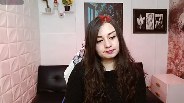 Eva Roussell online show from February 19, 2026, 2:35 pm