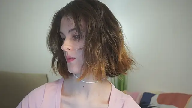 Snapshot of Iris_pure chatting on September 24, 2025, 6:11 pm Iris pure online show from September 24, 2025, 6:11 pm