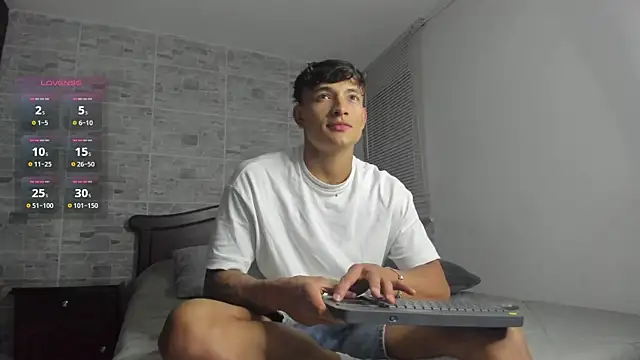 DavisFirb online show from September 22, 2025, 2:24 am