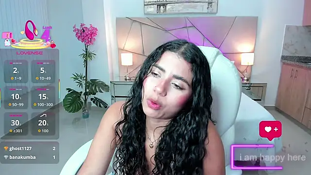 issi loren online show from February 8, 2026, 8:34 pm