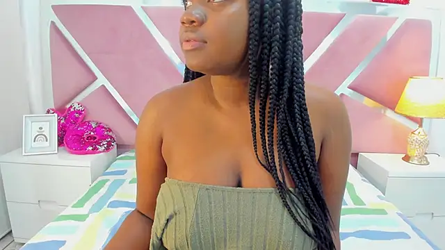 Snapshot of SulyClarck chatting on October 20, 2025, 7:58 pm SulyClarck online show from October 20, 2025, 7:58 pm