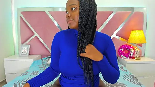 Snapshot of SulyClarck chatting on November 19, 2025, 7:47 pm SulyClarck online show from November 19, 2025, 7:47 pm