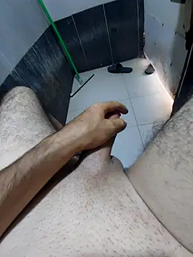 Snapshot of ElBoob2002 chatting on November 12, 2025, 9:53 am ElBoob2002 online show from November 12, 2025, 9:53 am