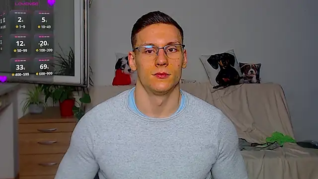 ZeinMiracles online show from March 17, 2026, 8:12 pm