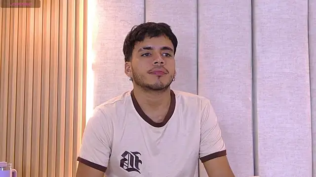 Snapshot of AlexanderJordan chatting on October 2, 2025, 11:45 pm AlexanderJordan online show from October 2, 2025, 11:45 pm