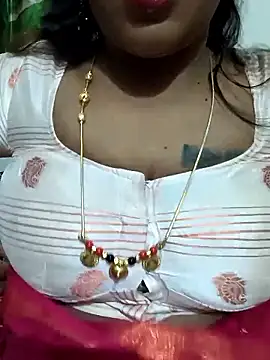 Snapshot of Spoorthi6_Kannada_Telugu chatting on November 13, 2025, 4:39 pm Spoorthi6 Kannada Telugu online show from November 13, 2025, 4:39 pm