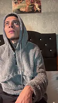 Snapshot of Mrjustin_sebas chatting on February 22, 2026, 11:14 pm Mrjustin sebas online show from February 22, 2026, 11:14 pm