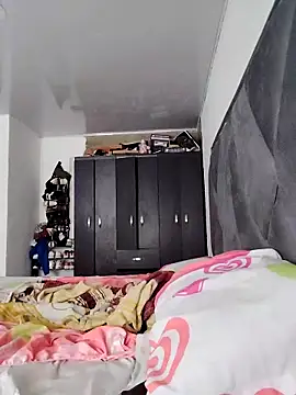 Snapshot of Perropa chatting on February 26, 2026, 1:10 pm Perropa online show from February 26, 2026, 1:10 pm