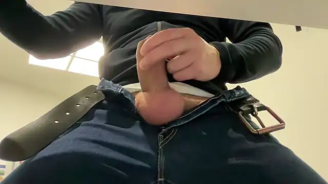 harrys74 online show from February 2, 2026, 11:09 am