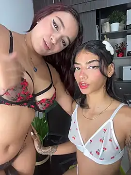 NaughtyNinnaXXX online show from December 15, 2025, 10:36 pm