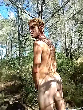 Snapshot of laroucheModel chatting on October 1, 2025, 1:17 pm laroucheModel online show from October 1, 2025, 1:17 pm