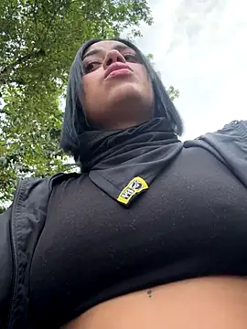 AlannaEvons online show from November 8, 2025, 8:07 pm