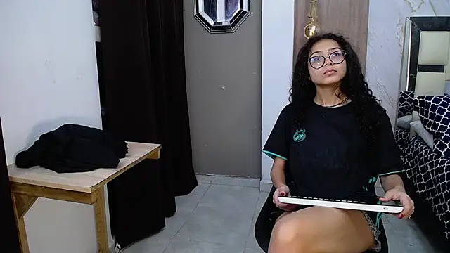 honeymoon 12 online show from November 8, 2025, 1:55 pm