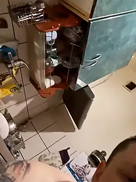 Snapshot of krysztalowy chatting on November 23, 2025, 12:43 am krysztalowy online show from November 23, 2025, 12:43 am