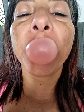 maleja23 online show from October 1, 2025, 2:34 pm