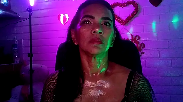 Snapshot of MiiaVelasquez chatting on February 14, 2026, 4:31 am MiiaVelasquez online show from February 14, 2026, 4:31 am