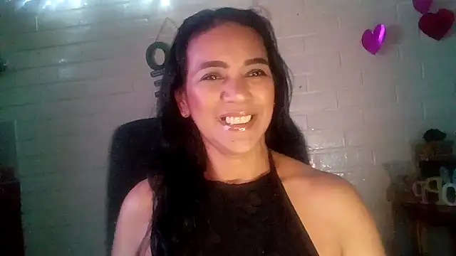 MiiaVelasquez online show from March 14, 2026, 5:13 am