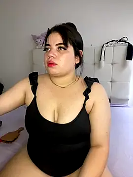 Kuromy x online show from November 6, 2025, 6:53 pm