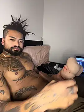 Locshot online show from May 24, 2026, 5:01 am