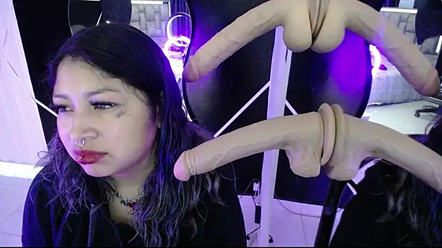 Snapshot of konojan_6 chatting on January 6, 2026, 6:44 pm konojan 6 online show from January 6, 2026, 6:44 pm