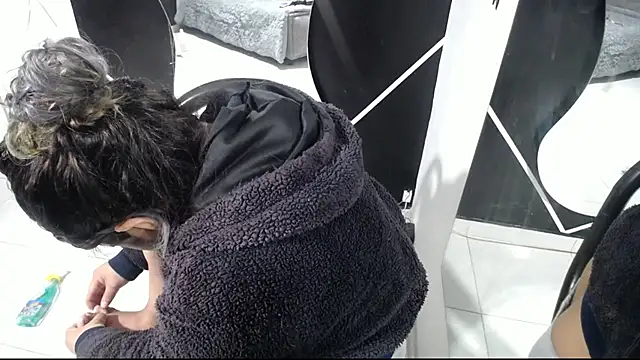 Snapshot of konojan_6 chatting on February 13, 2026, 2:35 pm konojan 6 online show from February 13, 2026, 2:35 pm