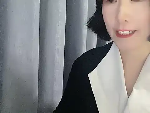 Snapshot of sun1314156 chatting on October 27, 2025, 12:09 pm sun1314156 online show from October 27, 2025, 12:09 pm