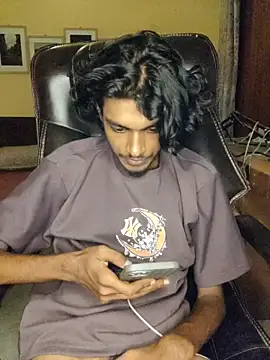 thecatfish online show from October 28, 2025, 4:53 pm