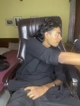 thecatfish online show from November 28, 2025, 10:51 am