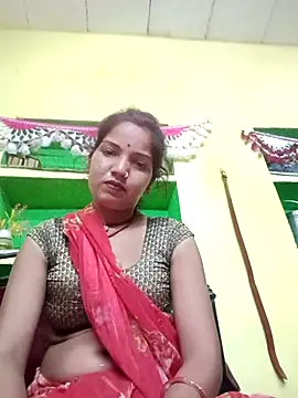 Snapshot of Seema_guptaji chatting on April 17, 2026, 6:22 pm Seema guptaji online show from April 17, 2026, 6:22 pm