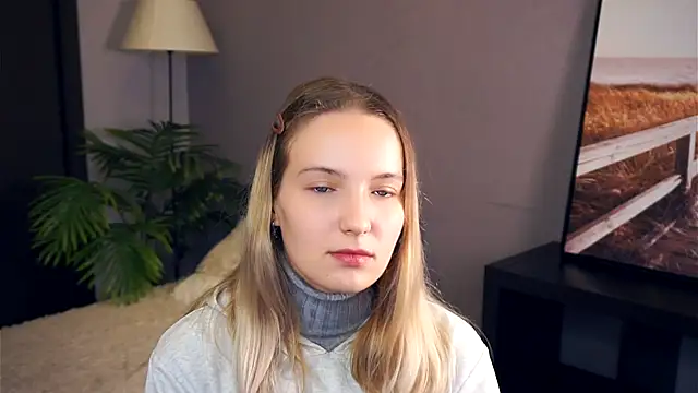 Snapshot of HongTomczak chatting on September 20, 2025, 7:42 am HongTomczak online show from September 20, 2025, 7:42 am