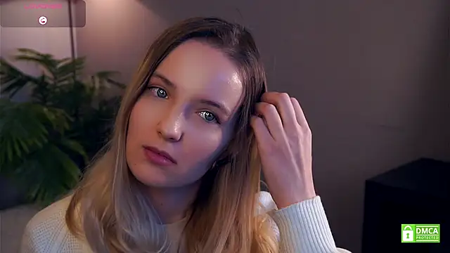 Snapshot of HongTomczak chatting on October 19, 2025, 7:42 am HongTomczak online show from October 19, 2025, 7:42 am