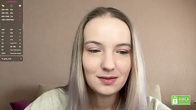 Snapshot of HongTomczak chatting on February 18, 2026, 7:37 am HongTomczak online show from February 18, 2026, 7:37 am