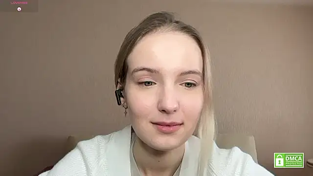 Snapshot of HongTomczak chatting on February 22, 2026, 7:51 am HongTomczak online show from February 22, 2026, 7:51 am